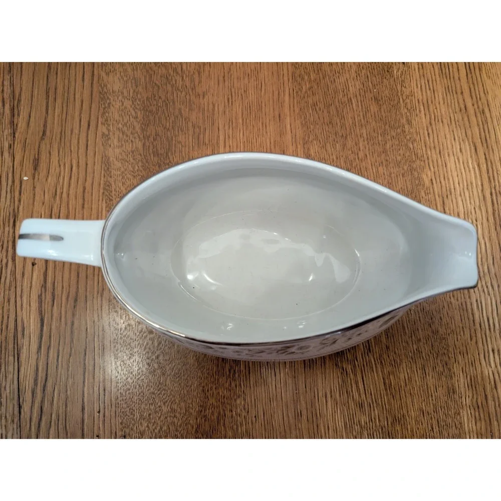 Imperial China by W Dalton 745 Wild Flower Gravy Boat/Blue/Gray/White/Silver